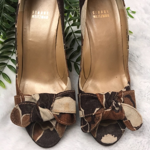 Stuart Weitzman 9 Brown Floral Wedges - Picture 3 of 7